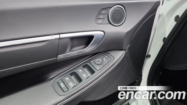 Hyundai Sonata 2024 — photo 28