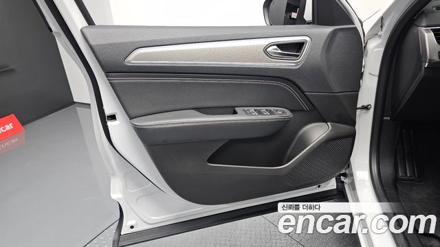 Renault Korea XM3 2023 — photo 14