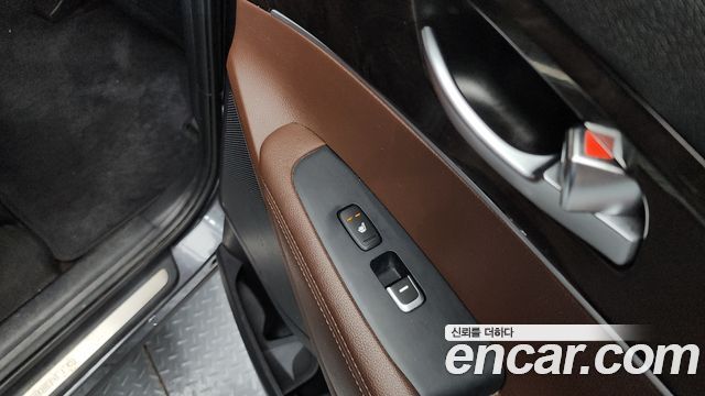 Kia Sorento 2016 — photo 18