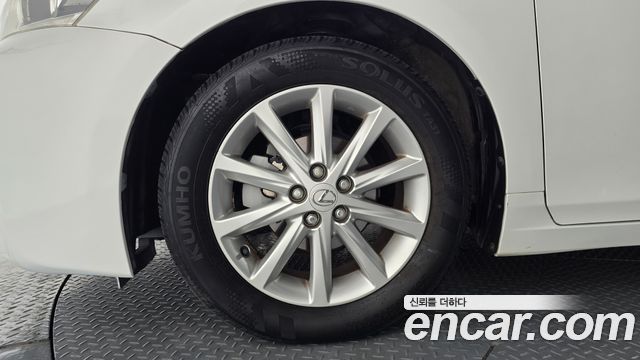 Lexus CT200h 2013 — photo 5