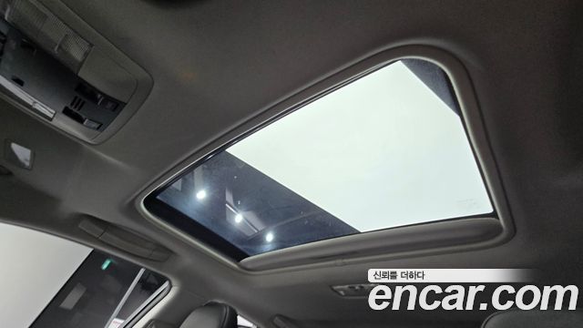 Lexus CT200h 2013 — photo 17