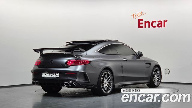 Mercedes-Benz C-Class 2021 — photo 2
