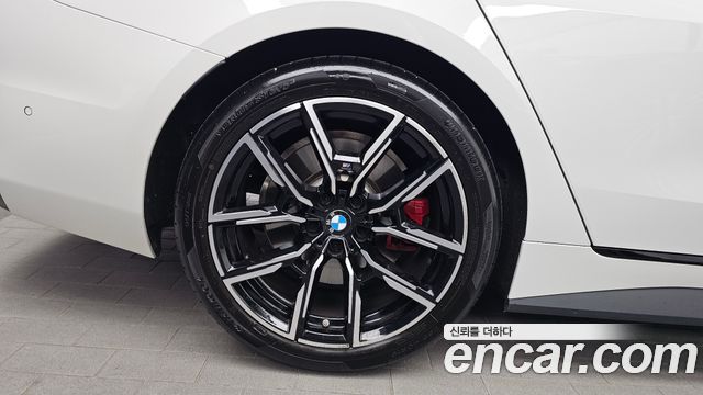 BMW 4-Series 2025 — photo 5