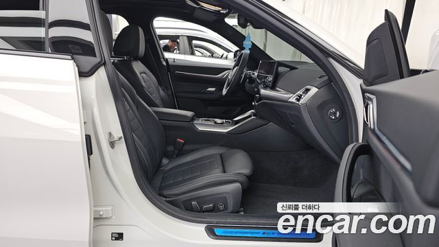 BMW 4-Series 2025 — photo 17