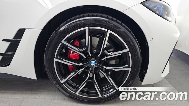 BMW 4-Series 2025 — photo 7