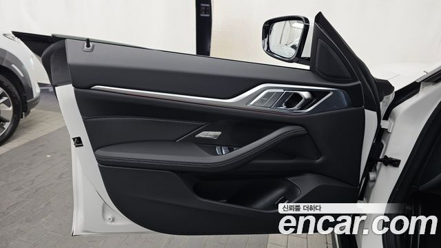 BMW 4-Series 2025 — photo 14