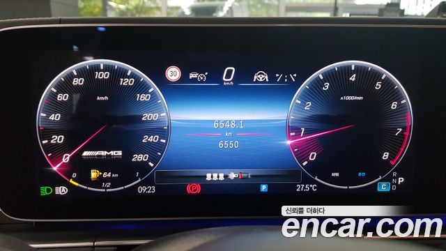 Mercedes-Benz GLE-Class 2025 — photo 8