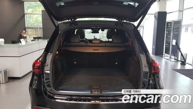 Mercedes-Benz GLE-Class 2025 — photo 11