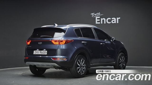 Kia Sportage 2018 — photo 2