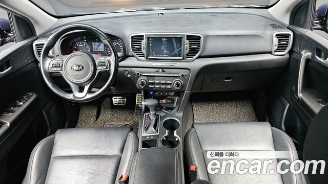 Kia Sportage 2018 — photo 10