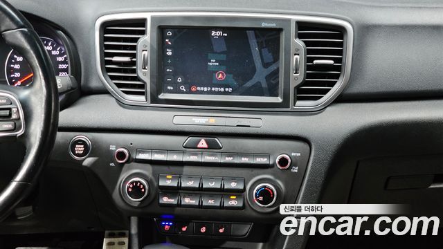 Kia Sportage 2018 — photo 19