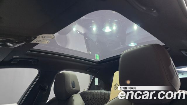 BMW 5-Series 2025 — photo 24
