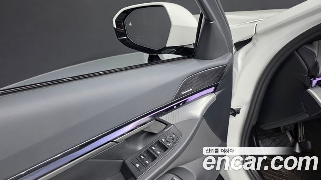 BMW 5-Series 2025 — photo 37