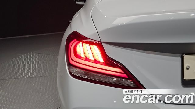 Genesis G70 2019 — photo 9