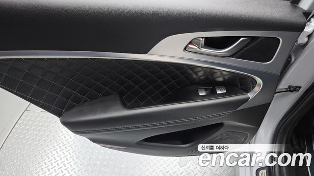 Genesis G70 2019 — photo 15