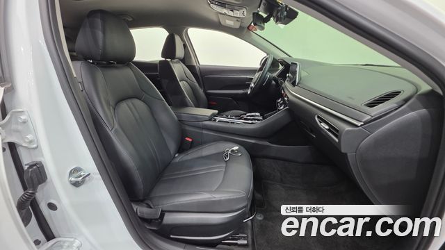 Hyundai Sonata 2020 — photo 13
