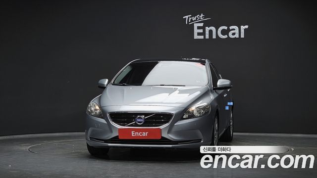 Volvo V40 2015 — photo 3