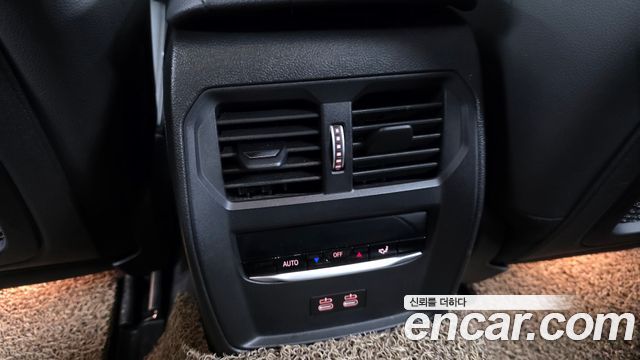 BMW i4 2022 — photo 24