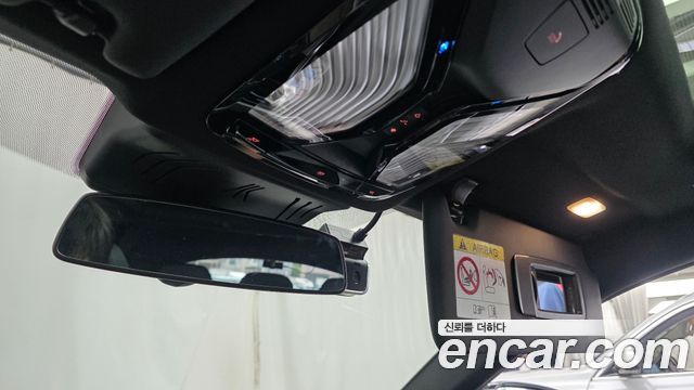 BMW i4 2022 — photo 32