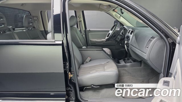 Dodge Dakoda 2005 — photo 11