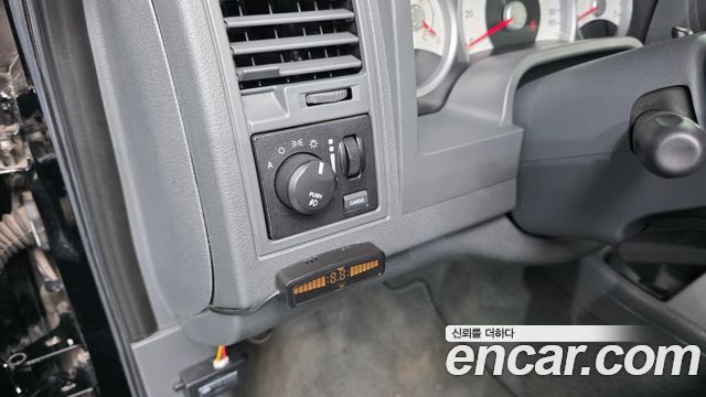 Dodge Dakoda 2005 — photo 16