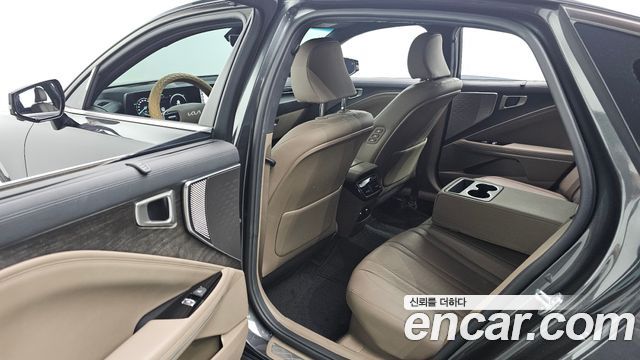 Kia K8 2022 — photo 12
