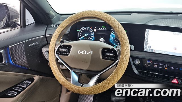 Kia K8 2022 — photo 13