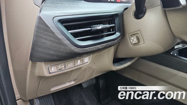 Kia K8 2022 — photo 16