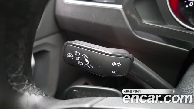 Volkswagen Tiguan 2018 — photo 27