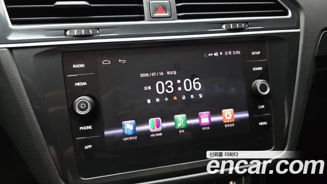 Volkswagen Tiguan 2018 — photo 31