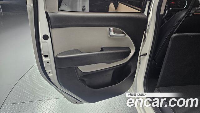 Kia RAY 2022 — photo 15