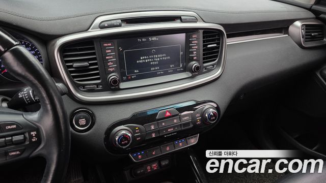 Kia Sorento 2015 — photo 14