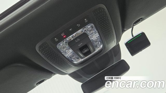 Mercedes-Benz GLE-Class 2025 — photo 17