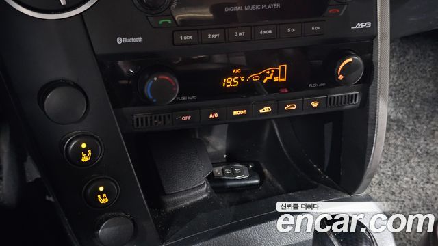 KG Mobility KORANDO 2014 — photo 17