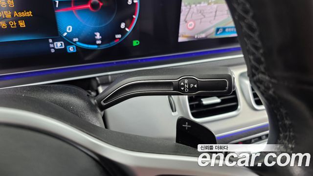 Mercedes-Benz GLE-Class 2020 — photo 9