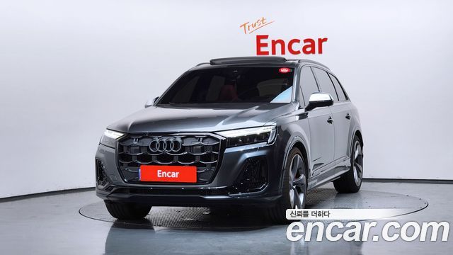 Audi SQ7 2025 — photo 3