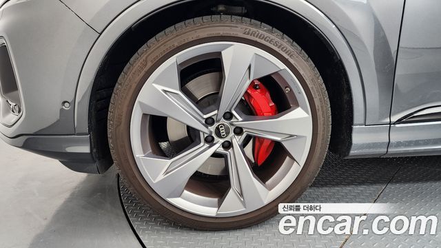 Audi SQ7 2025 — photo 5