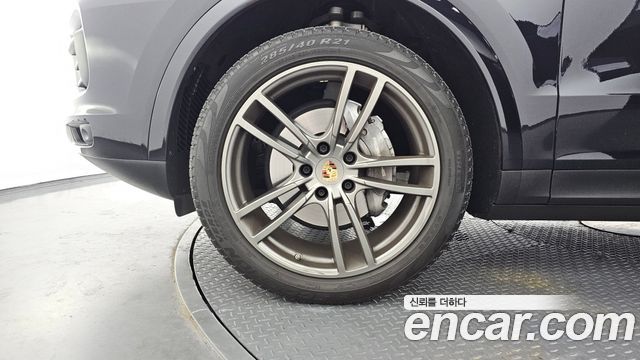 Porsche Cayenne 2019 — photo 5