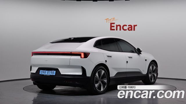 Polestar Polestar 4 2026 — photo 2