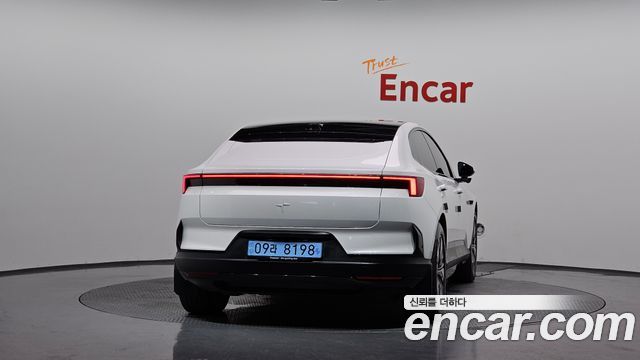 Polestar Polestar 4 2026 — photo 4