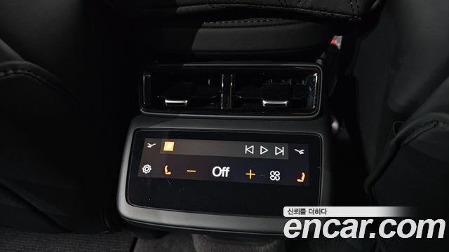 Polestar Polestar 4 2026 — photo 25