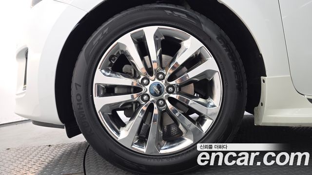Kia Canival 2017 — photo 5