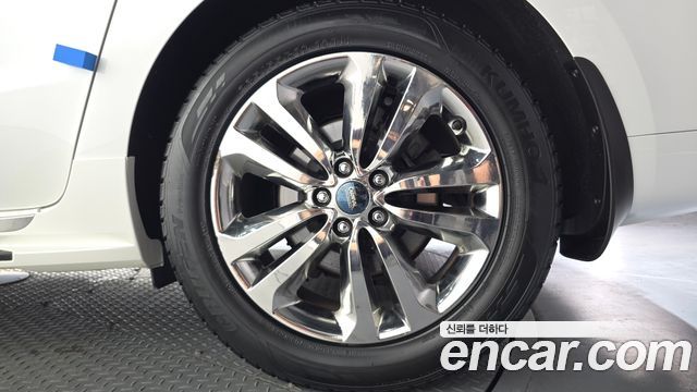 Kia Canival 2017 — photo 7