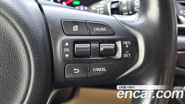 Kia Canival 2017 — photo 27