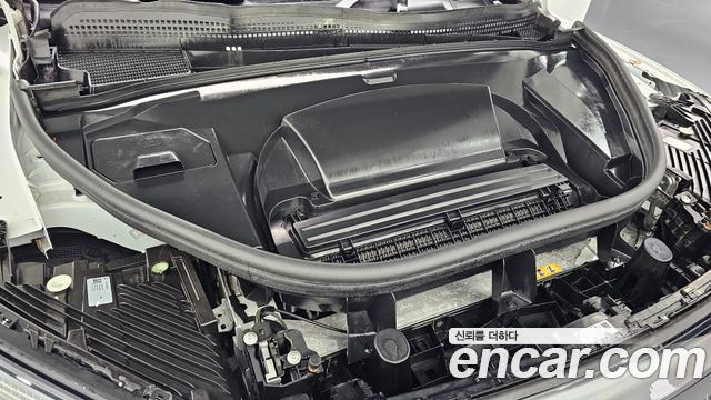 Mercedes-Benz EQE 2023 — photo 6
