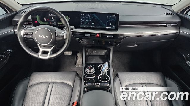 Kia K5 2025 — photo 10