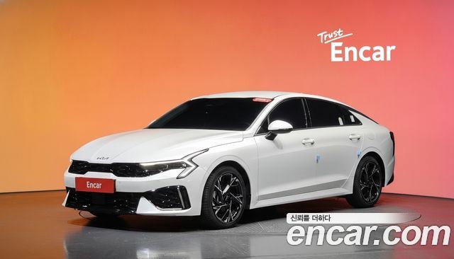 Kia K5 2025 — photo 1