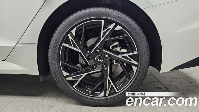 Kia K5 2025 — photo 7