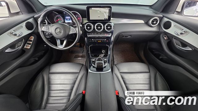 Mercedes-Benz GLC-Class 2017 — photo 7