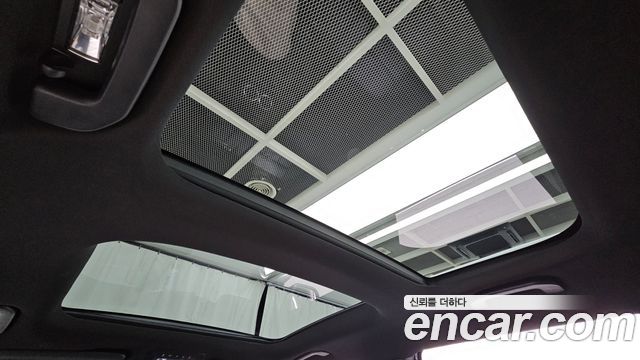 Mercedes-Benz GLB-Class 2024 — photo 23